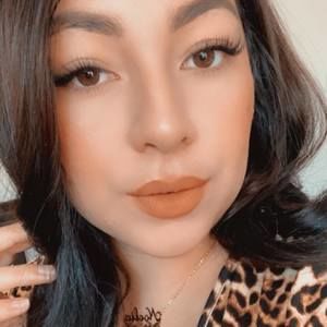 Meet your Posher, Noelia